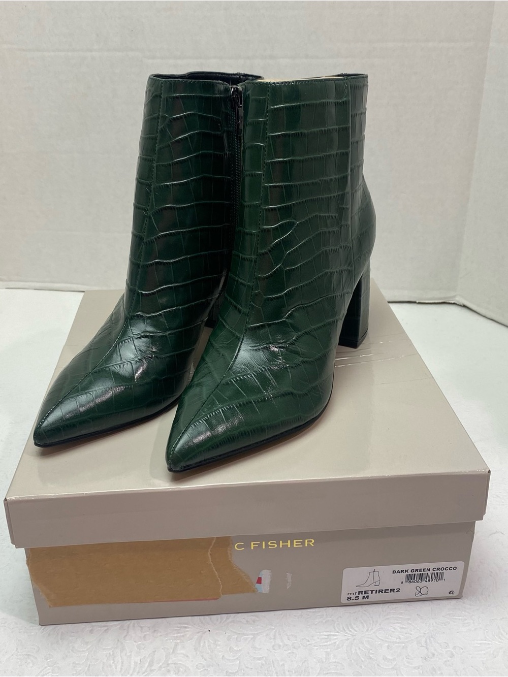 Marc Fisher Sz 8.5 dark green Crocco retirer2 style ankle boots block heel New